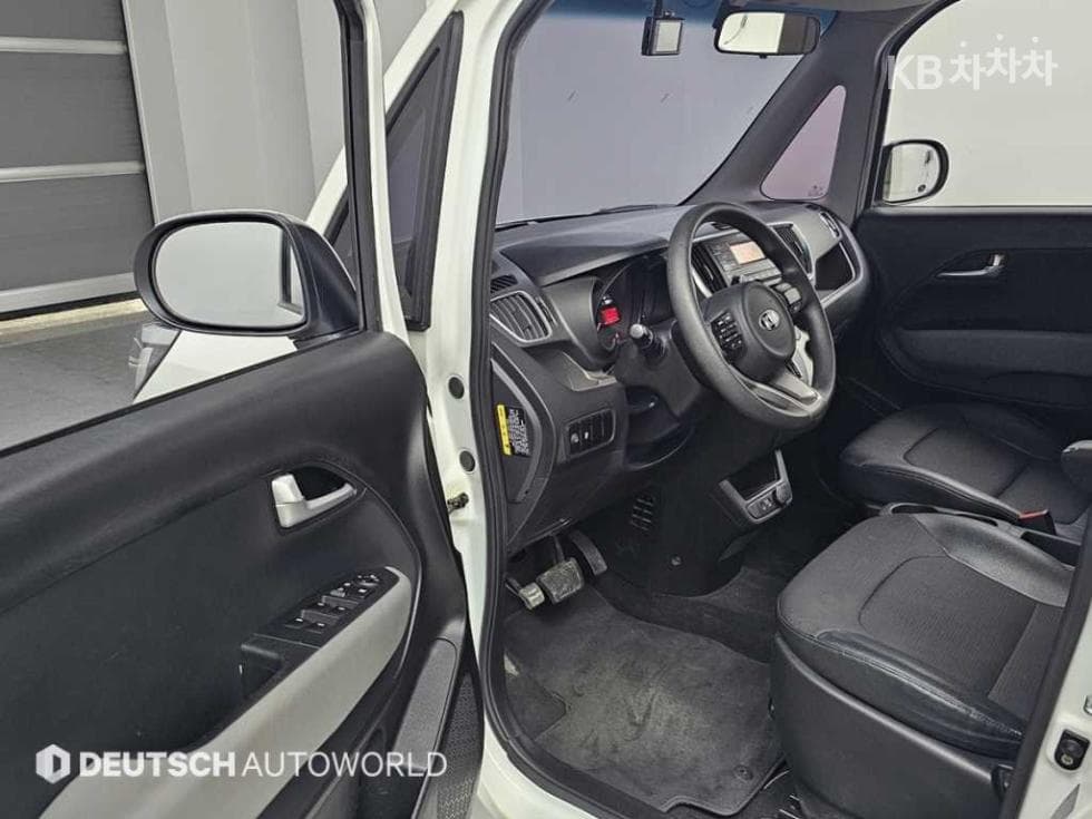 Kia The New (facelift) Ray (van)1.0 Gasoline Deluxe - 11