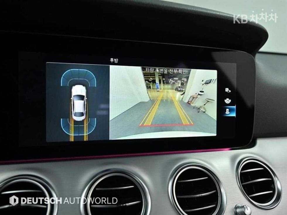 Mercedes-Benz E-Class (W213)E250 Avantgarde - 15