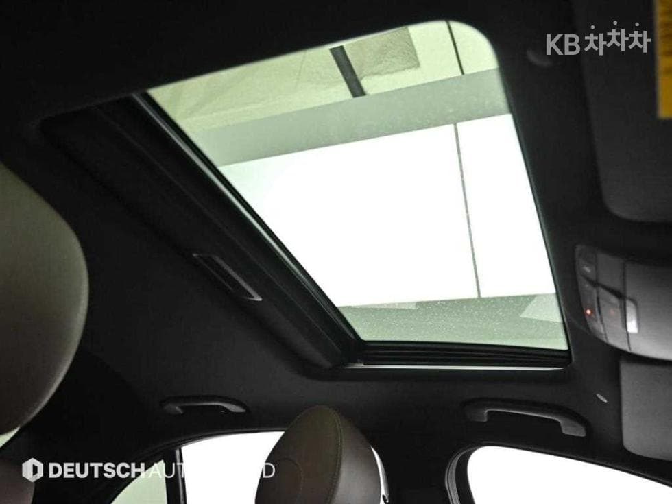 Mercedes-Benz E-Class (W213)E250 Avantgarde - 19