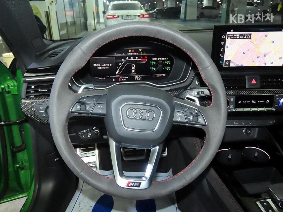 Audi RS5(8W6)2.9 TFSI Sportback Standard - 8
