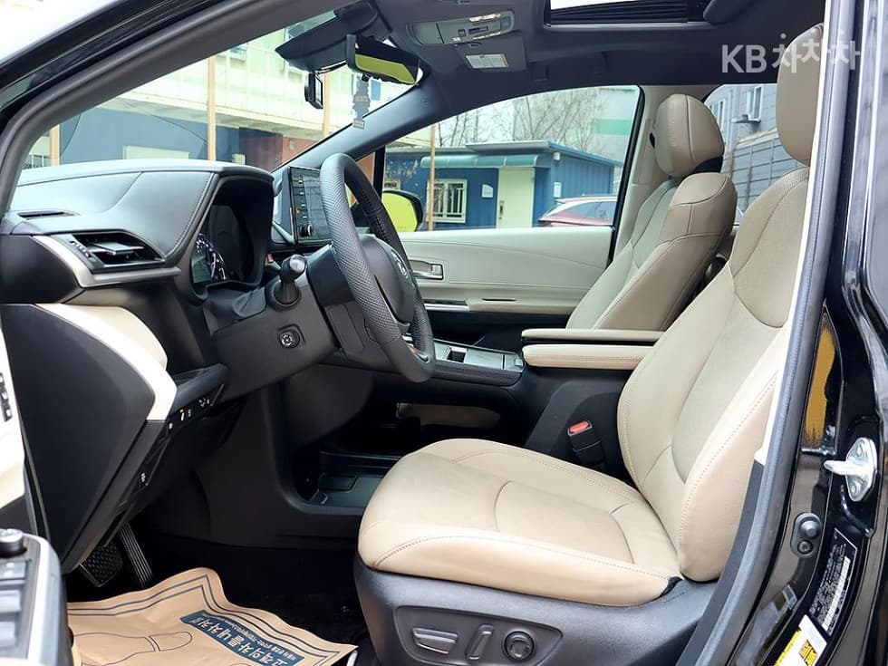 Toyota Sienna2.5L хибрид AWD - 10