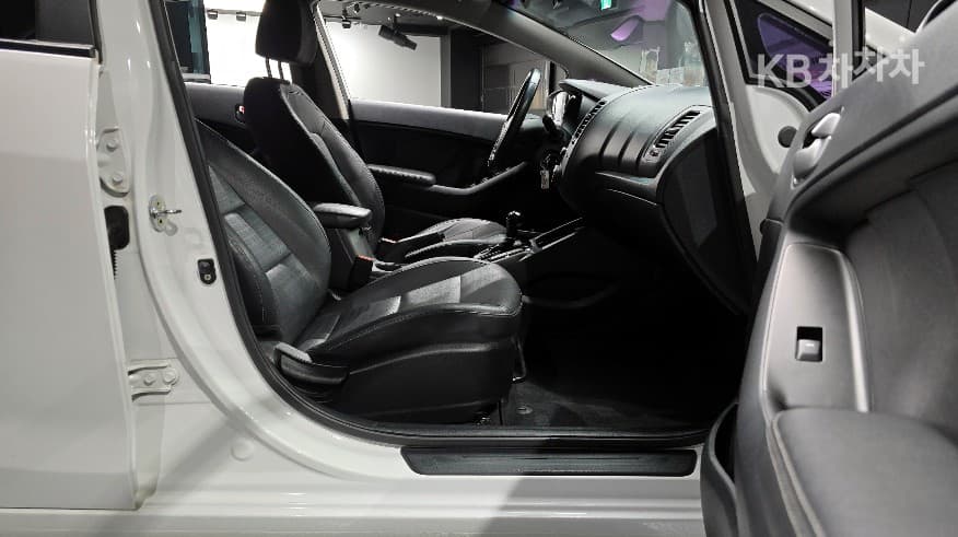 Киа The New (фейслифт) K31.6 Бензин Тренди Стандартен - 11