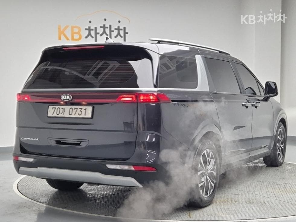 Kia Carnival 4th generationG3.5 GDI 11-seater Prestige - 4