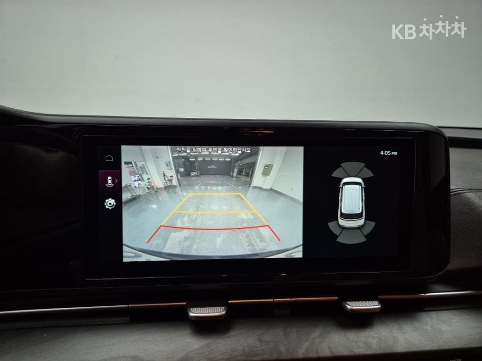 Kia Carnival 4th generationG3.5 GDI 11-seater Prestige - 11