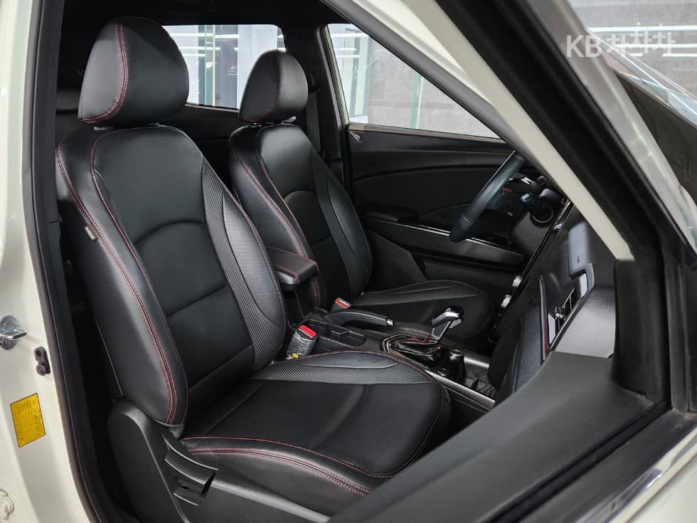 KG Mobility Very New (facelift/refresh; particularly for Tivoli) TivoliGasoline V3 2WD Standard - 10