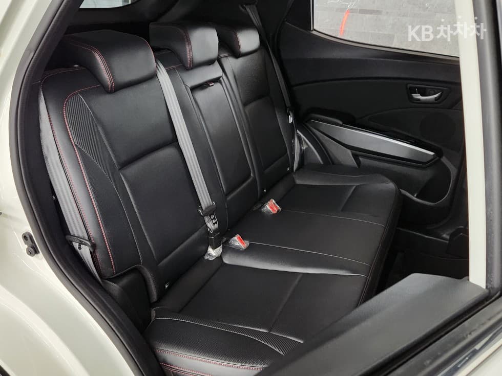 KG Mobility Very New (facelift/refresh; particularly for Tivoli) TivoliGasoline V3 2WD Standard - 11