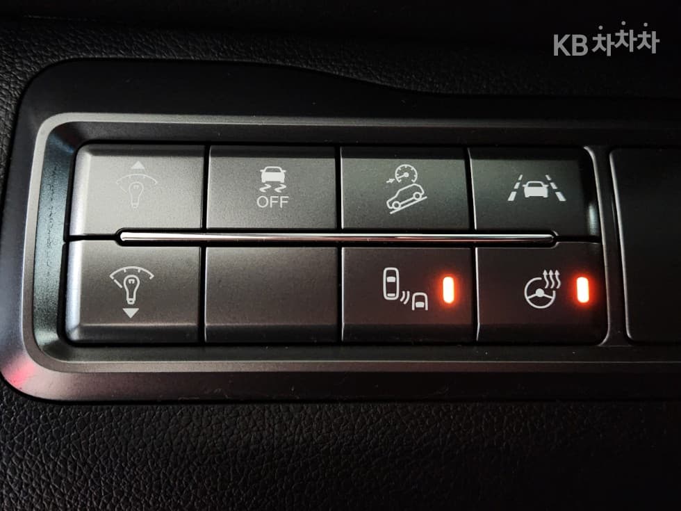 KG Mobility Very New (facelift/refresh; particularly for Tivoli) TivoliGasoline V3 2WD Standard - 14