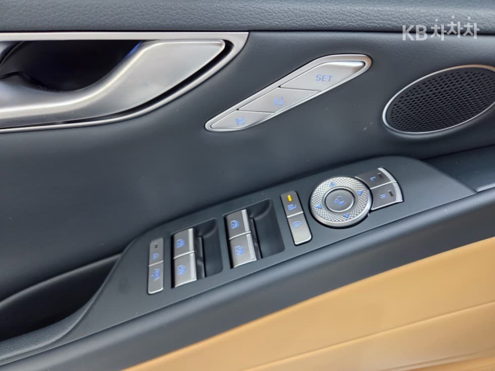 Дженезис G80(RG3)2.5 Турбо Бензин Директ Инжекция 2WD - 10