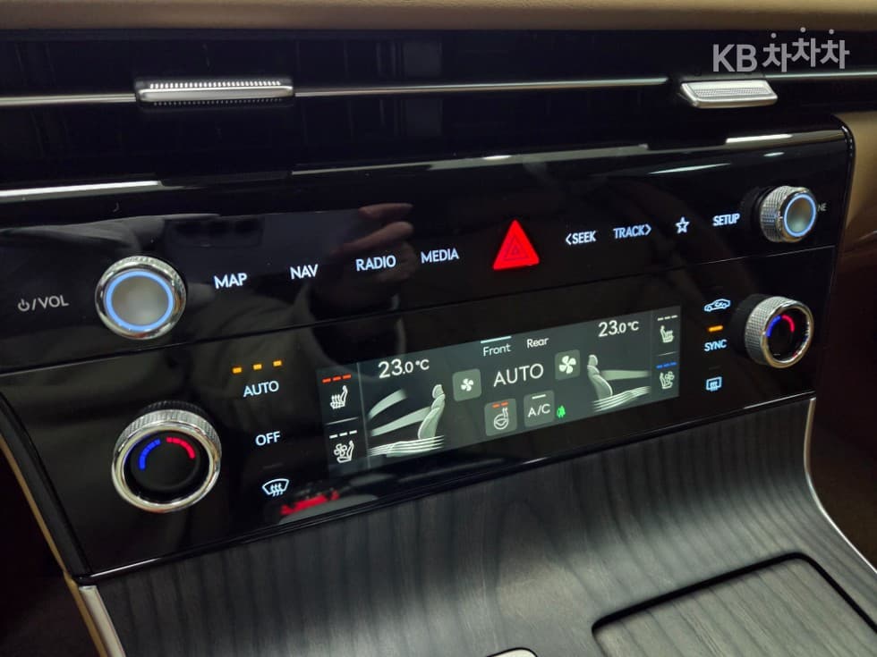 Дженезис G80(RG3)2.5 Турбо Бензин Директ Инжекция 2WD - 21