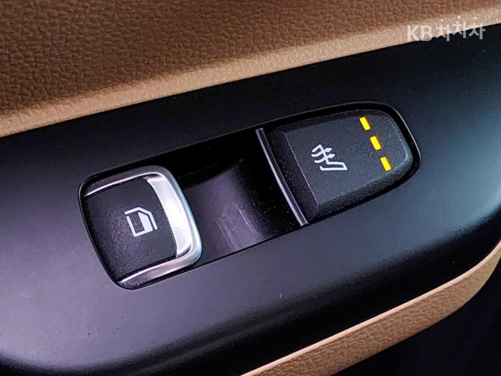 Kia Carnival 4th generationD2.2 9-seater Prestige - 22