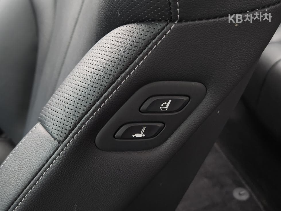 Genesis G80(RG3)3.5 Turbo Gasoline Direct Injection 2WD - 14