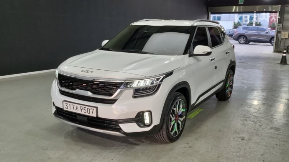 Киа Seltos 1.6 Бензин Турбо 2WD Signature - Image 1