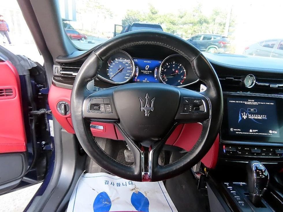 마세라티 콰트로Forte3.0 S Q4 V6 - 8