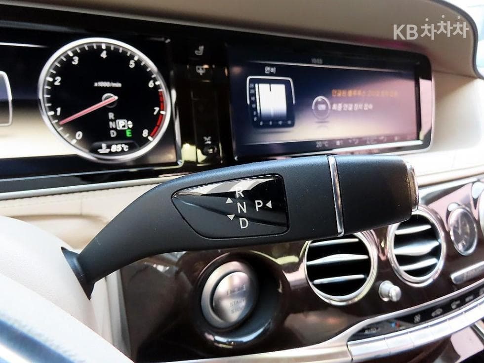 Mercedes-Benz Нов S-КласS500L W222 - 10