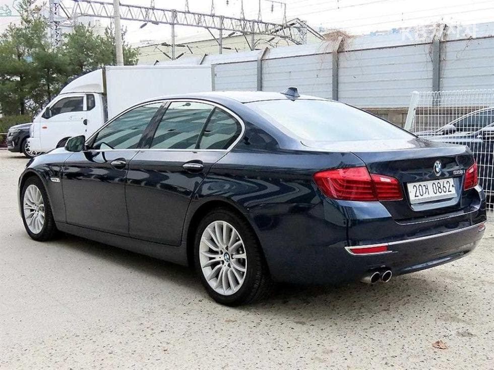 BMW Нов5 Серия528i Лукс Plus F10 - 3