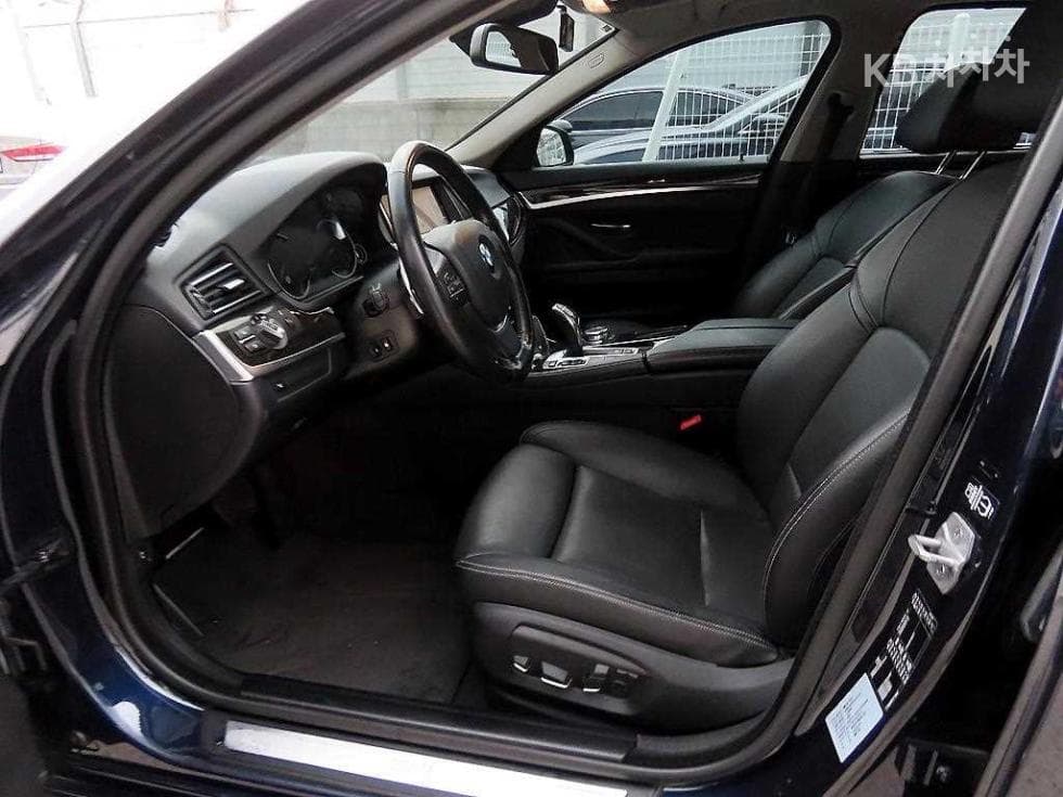 BMW Нов5 Серия528i Лукс Plus F10 - 5