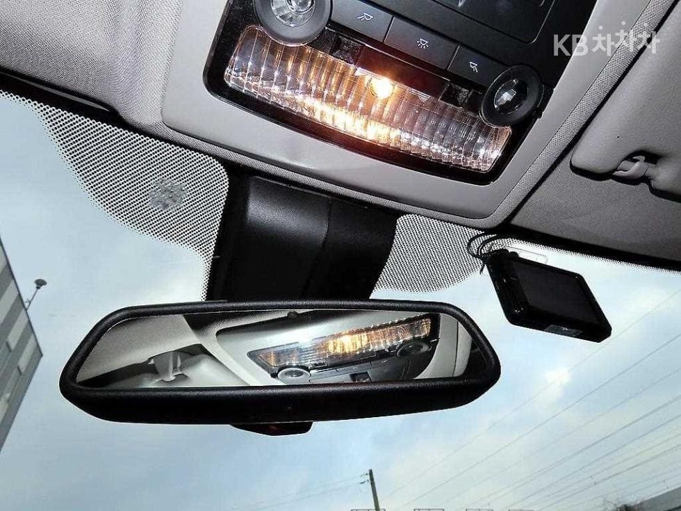 BMW Нов5 Серия528i Лукс Plus F10 - 15