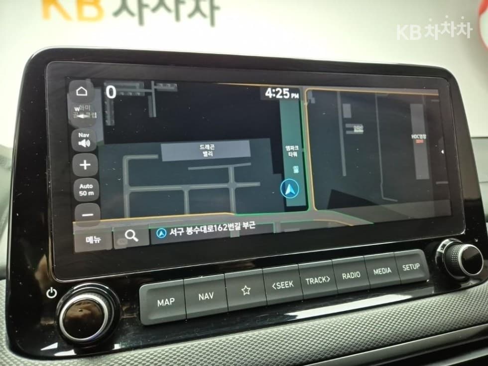 Хюндай The New (фейслифт) Kona1.6 Бензин Турбо 2WD Смарт - 10