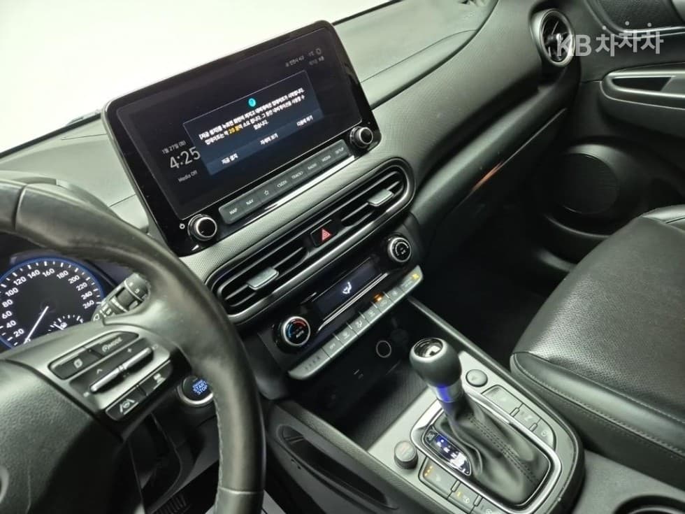 Хюндай The New (фейслифт) Kona1.6 Бензин Турбо 2WD Смарт - 9