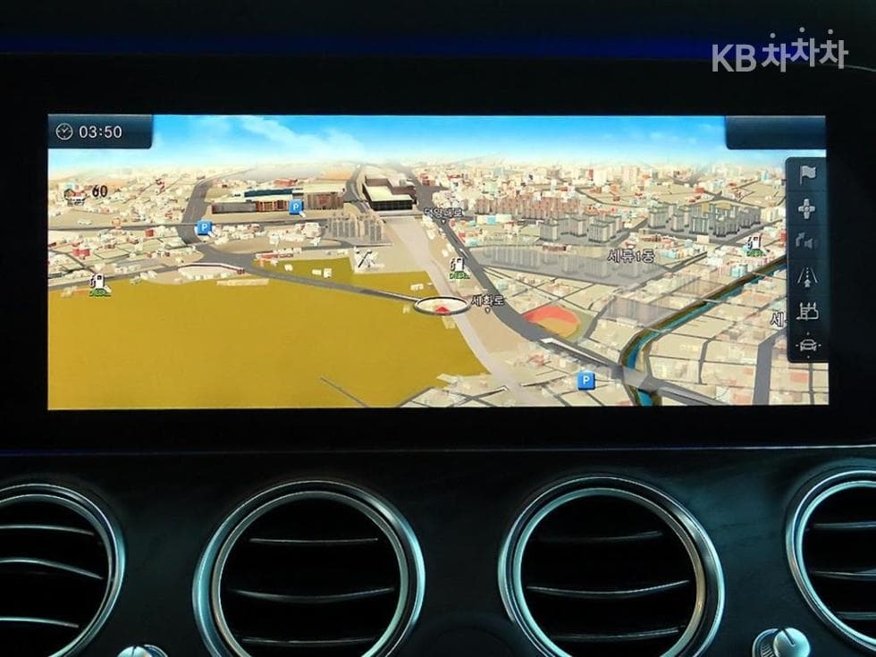 Mercedes-Benz E-Class (W213)E300 Avantgarde - 14