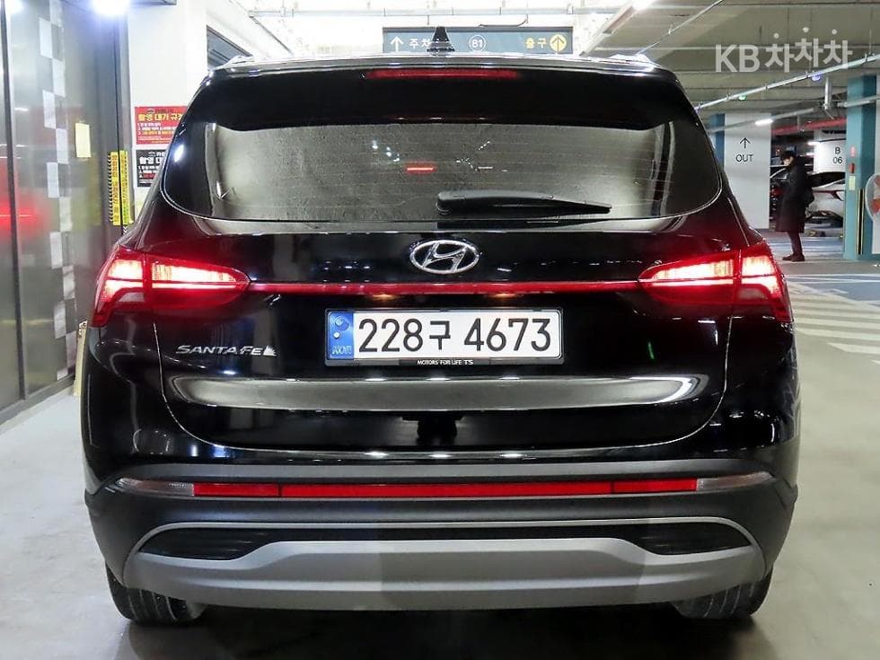Hyundai The New (facelift) Santa Fe TMDiesel 2.2 2WD Premium 초이스 - 5