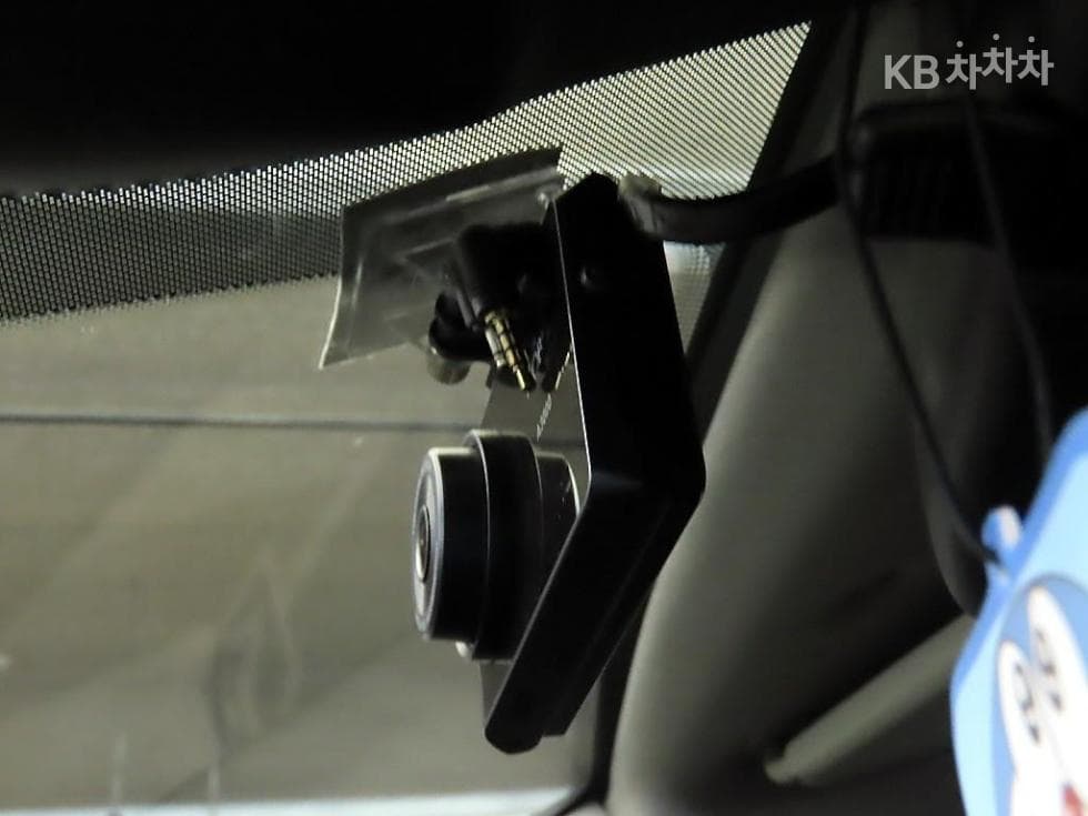 Hyundai The New (facelift) Santa Fe TMDiesel 2.2 2WD Premium 초이스 - 14