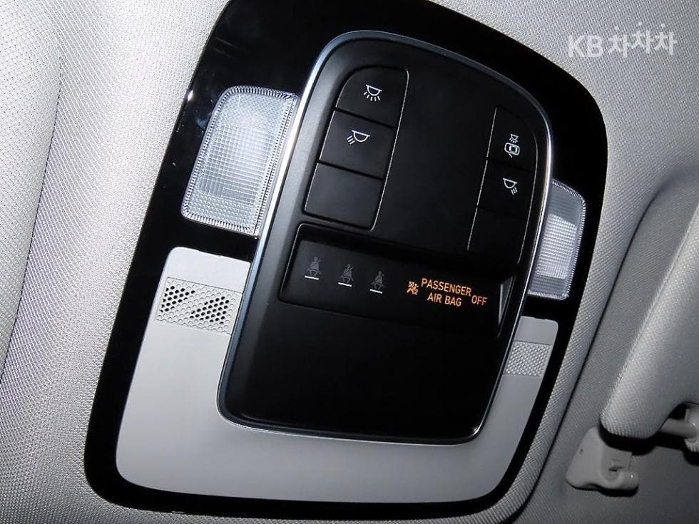Hyundai The New (facelift) Santa Fe TMDiesel 2.2 2WD Premium 초이스 - 15