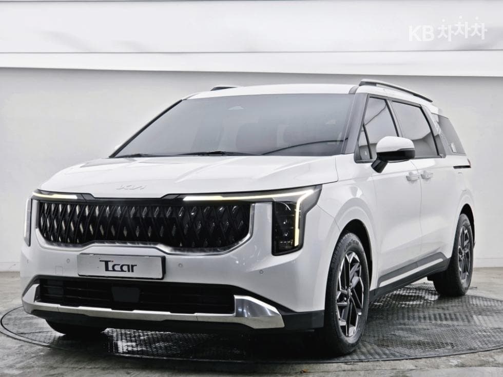 Kia The New (facelift) Carnival 4th generation G3.5 GDI 9-seater Noblesse - Image 1