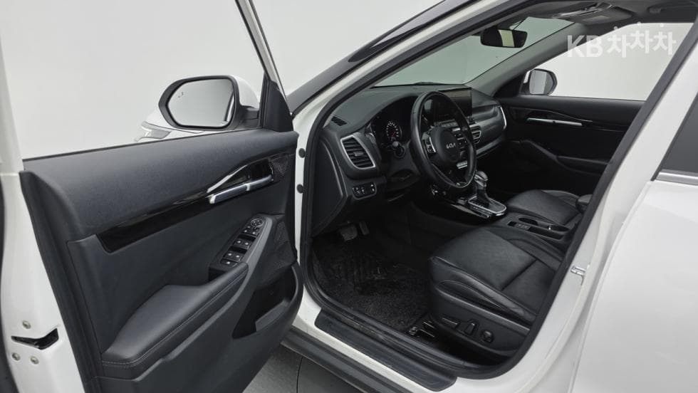 Kia Seltos1.6 Gasoline Turbo 2WD Signature - 18