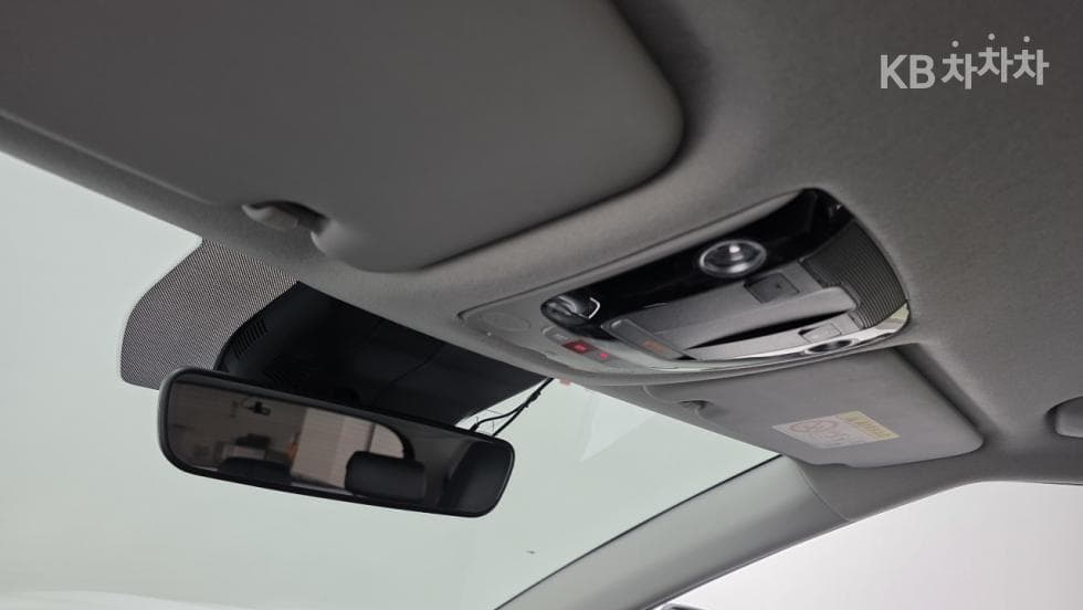 Kia Seltos1.6 Gasoline Turbo 2WD Signature - 23