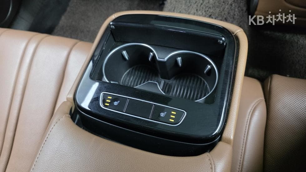 Genesis G80(RG3)2.5 Turbo Gasoline Direct Injection 2WD - 9