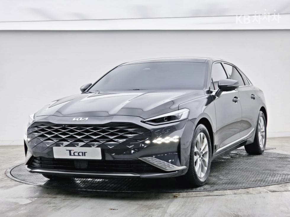 Kia K8 2.5L gasoline Noblesse - Image 1