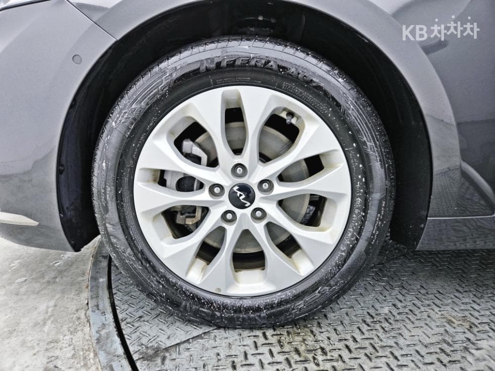 Kia K82.5L gasoline Noblesse - 21