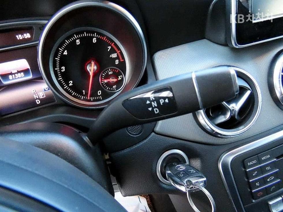 Mercedes-Benz CLA클래스CLA250 4Matic C117 - 10