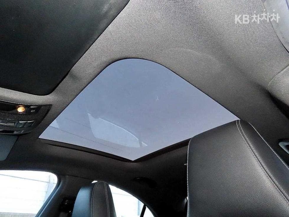 Mercedes-Benz CLA클래스CLA250 4Matic C117 - 18