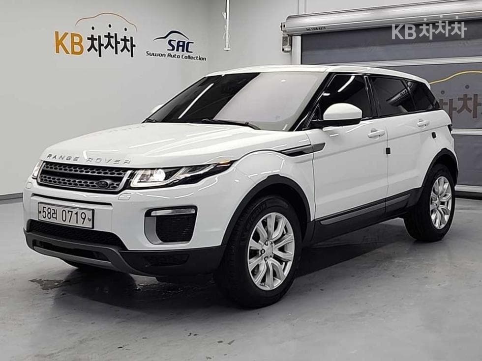 Land Rover Range Rover Evoque 5-door 2.0 TD4 SE - Image 1