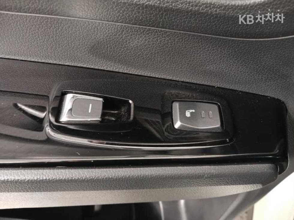 KG Mobility 뷰티플 코란도1.5 GDi Turbo 4WD C5 Plus - 7