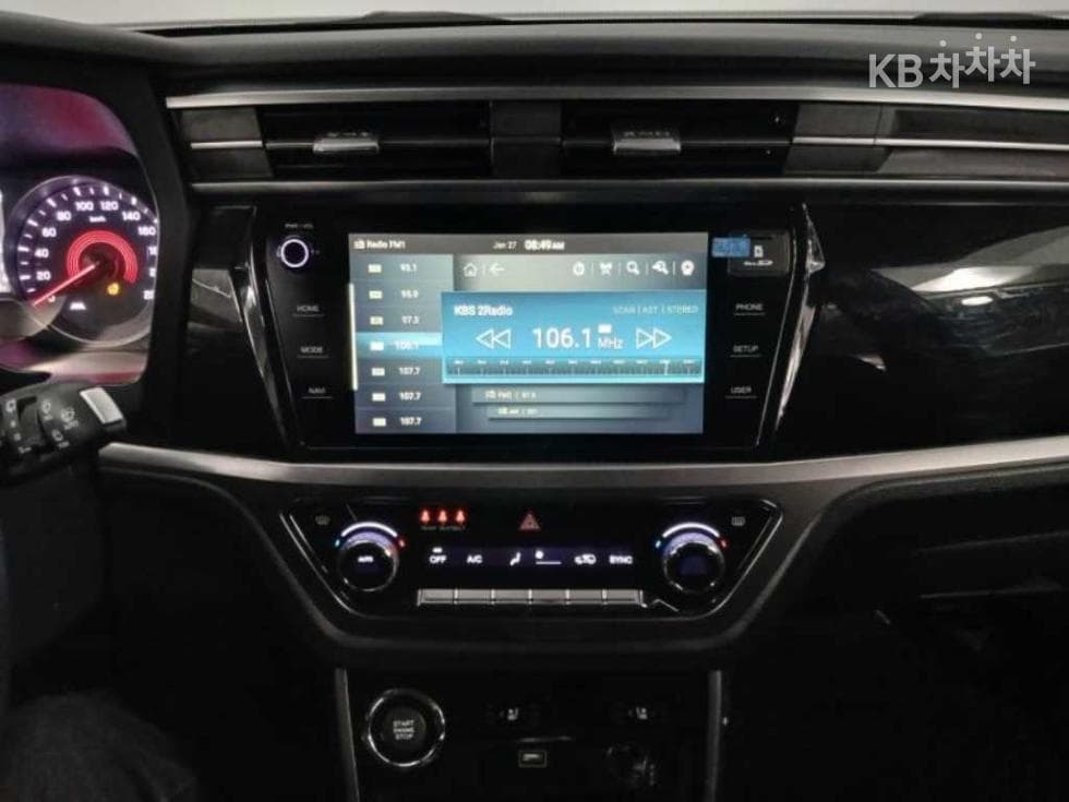 KG Mobility 뷰티플 코란도1.5 GDi Turbo 4WD C5 Plus - 13
