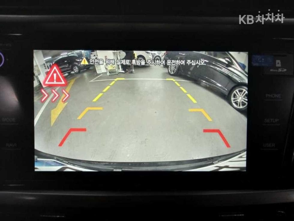 KG Mobility 뷰티플 코란도1.5 GDi Turbo 4WD C5 Plus - 14