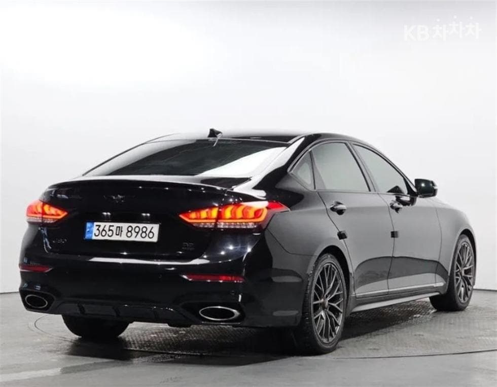 Genesis G803.3 GDI AWD Premium Luxury - 2