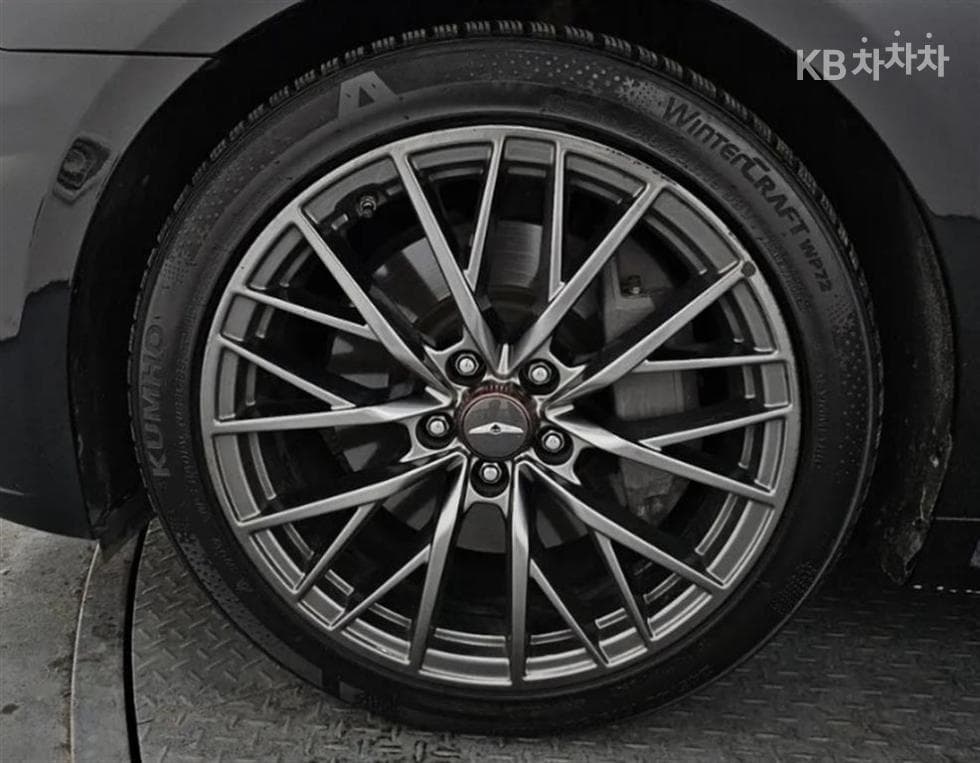 Genesis G803.3 GDI AWD Premium Luxury - 5