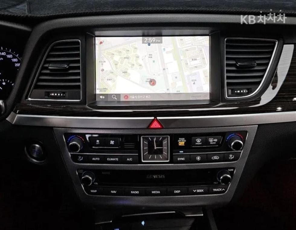 Genesis G803.3 GDI AWD Premium Luxury - 14