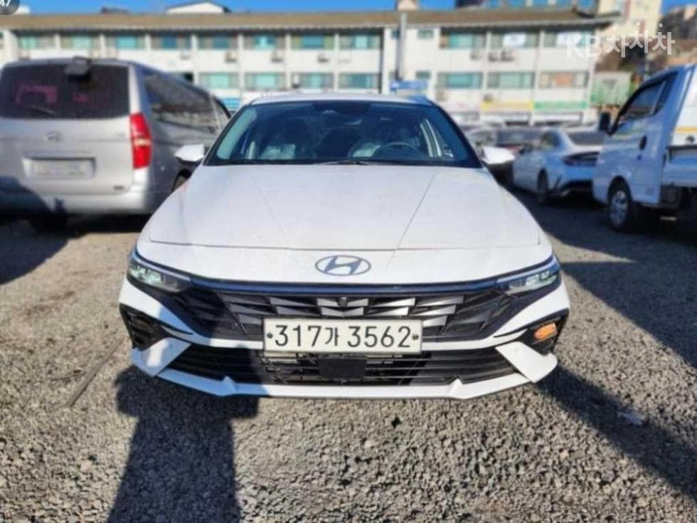 Hyundai The New (facelift) Avante (Elantra) (CN7) 1.6 Gasoline Smart - Image 1