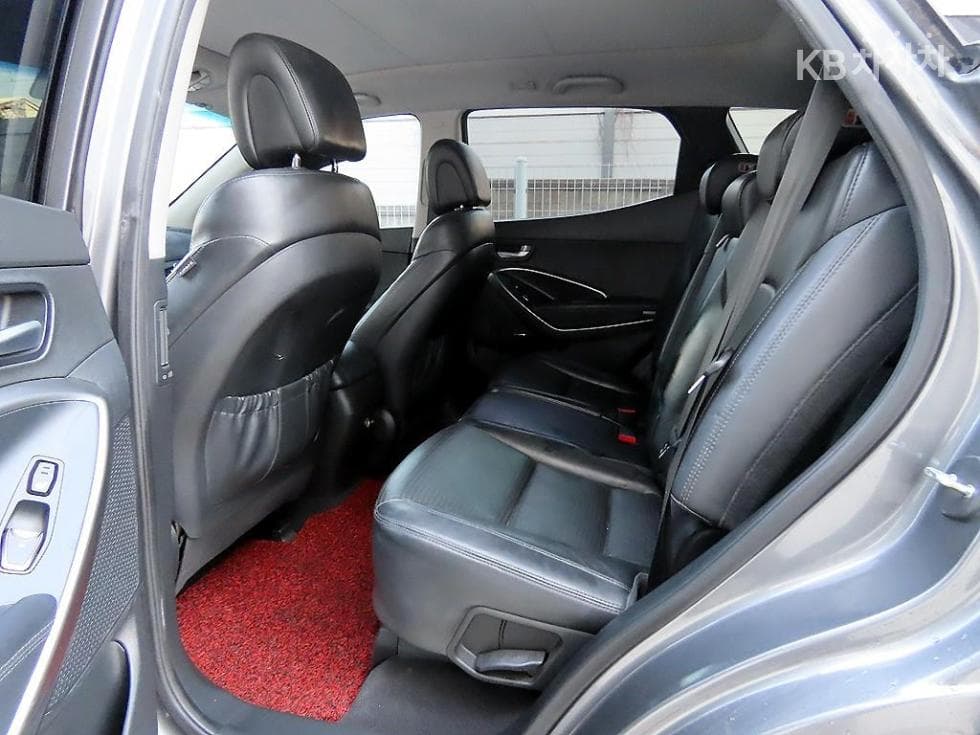 Хюндай Санта Фе DMХонда R-двигател 2.0 дизел 2WD EXCLUSIVE Стандартен - 6