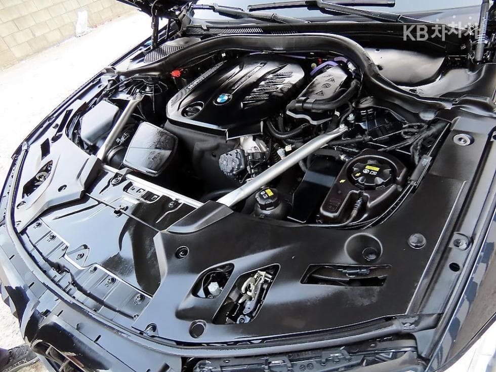 BMW 올New5 Series (G30)523d M Sport - 19