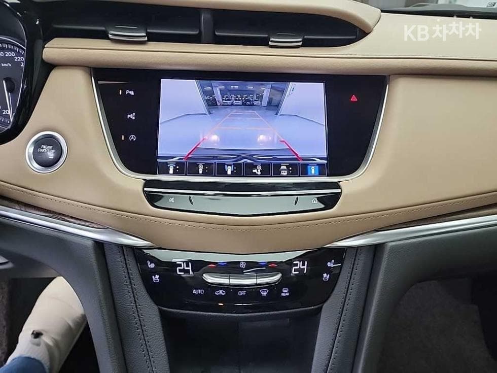 캐딜락 XT53.6 Sport - 10