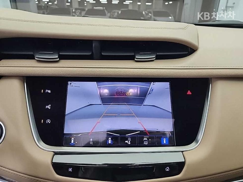 캐딜락 XT53.6 Sport - 16