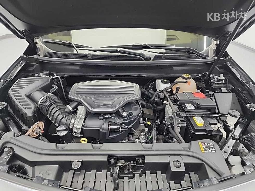 캐딜락 XT53.6 Sport - 5