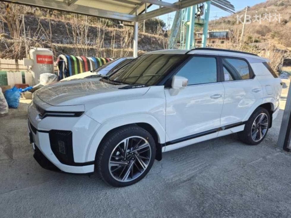 KG Mobility 액티언(J120) 2WD S8 Standard - Image 1