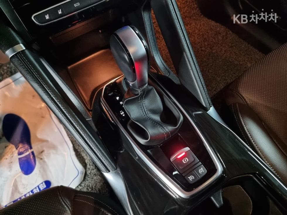 Рено Корея QM6Бензин 2.0 2WD RE Signature - 14